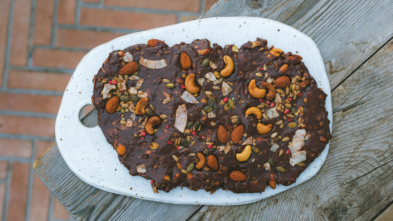 Kokoskolabräck med grynfri granola