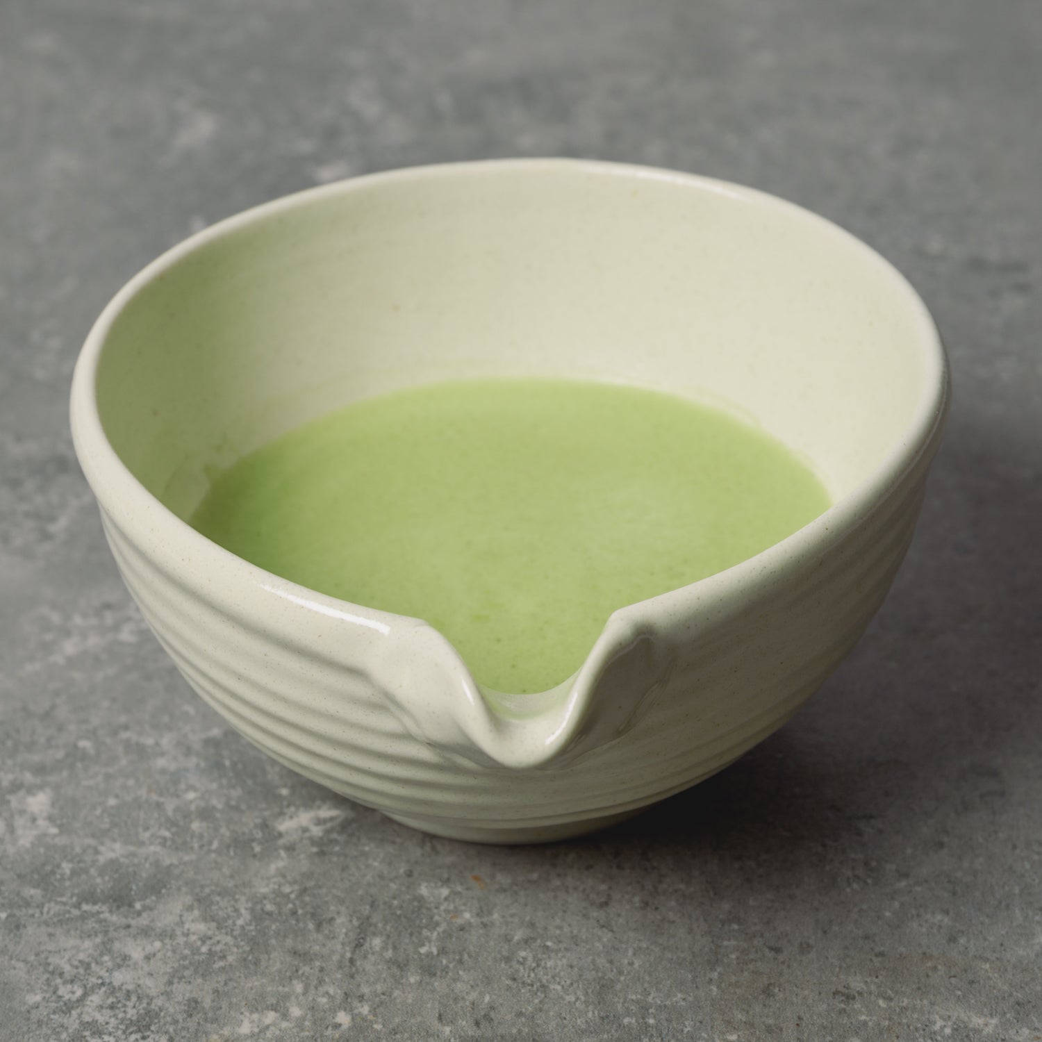 Matschaskål med Pip – Katakutchi Räfflad Vit