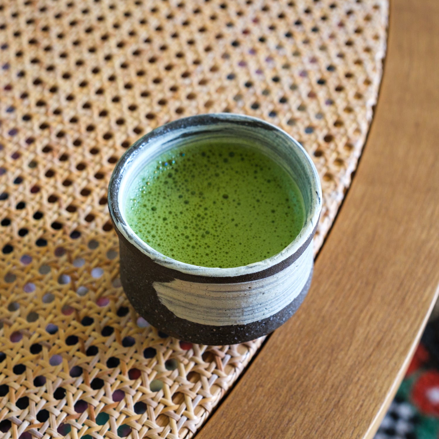 Hög Matchaskål – Mönstrad Brun/Vit