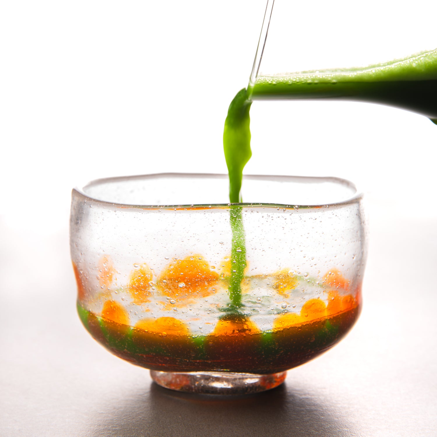 Matcha Bowl in Glass – Patterned Orange