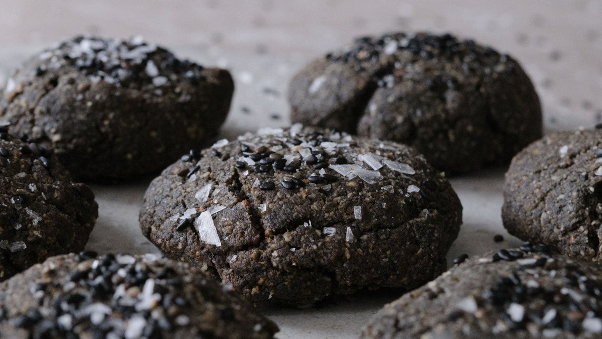 Svarta sesamcookies