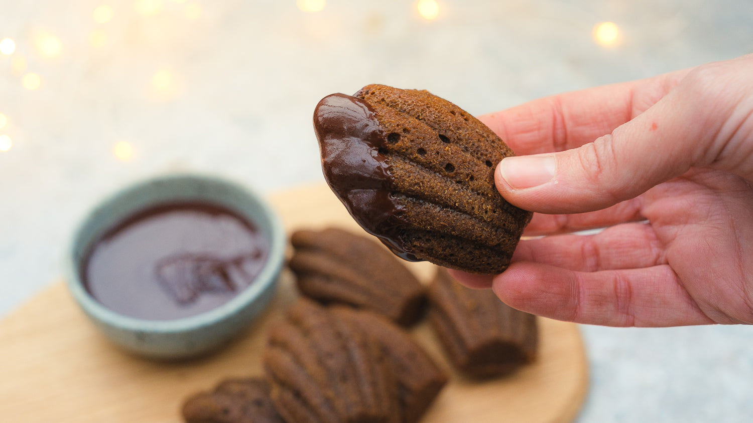 Madeleinekakor med hojicha