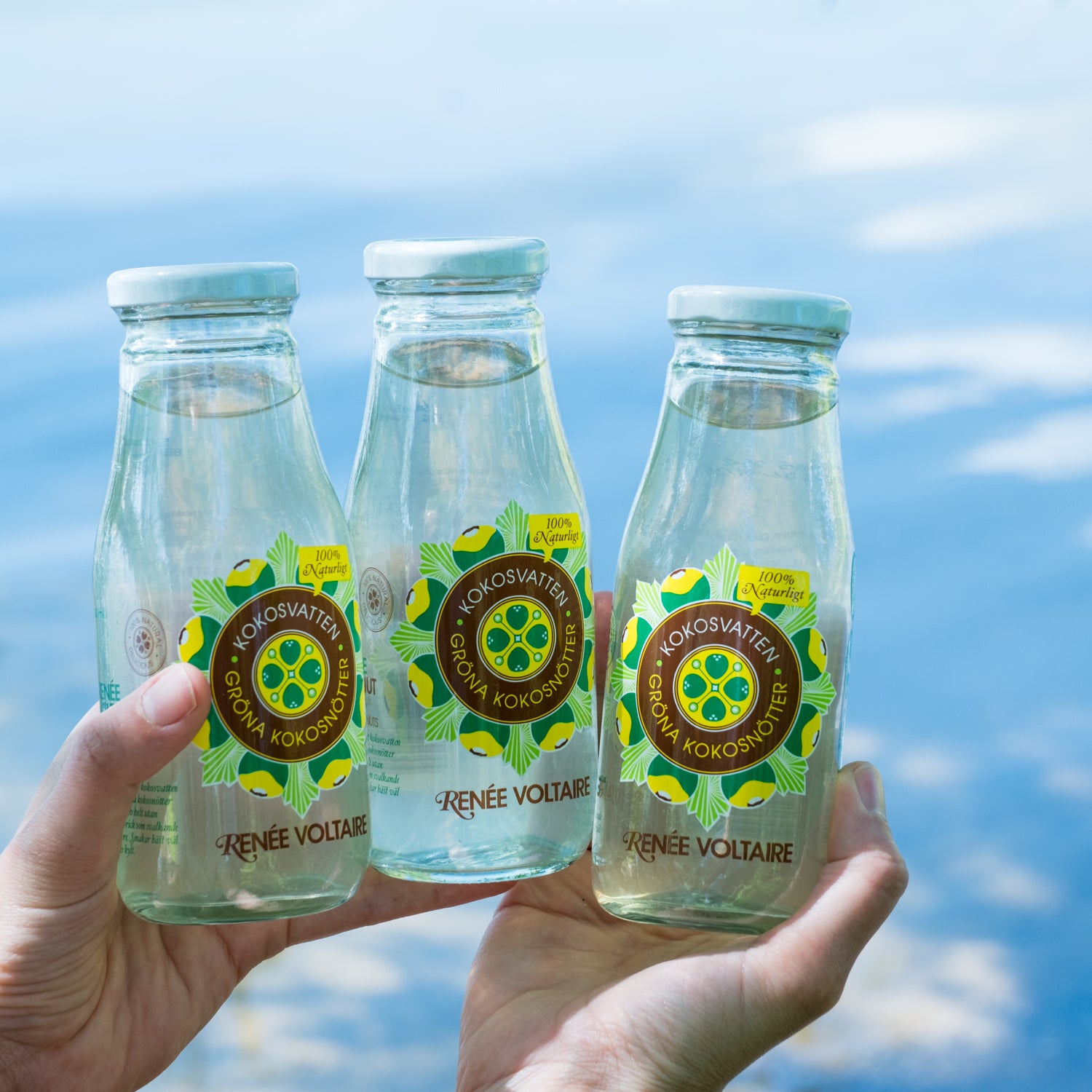 Coconut water – 100% green coconuts