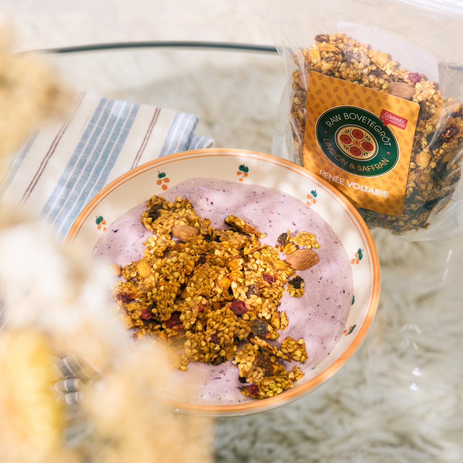 Raw Bovetegröt – Lingon & Saffran