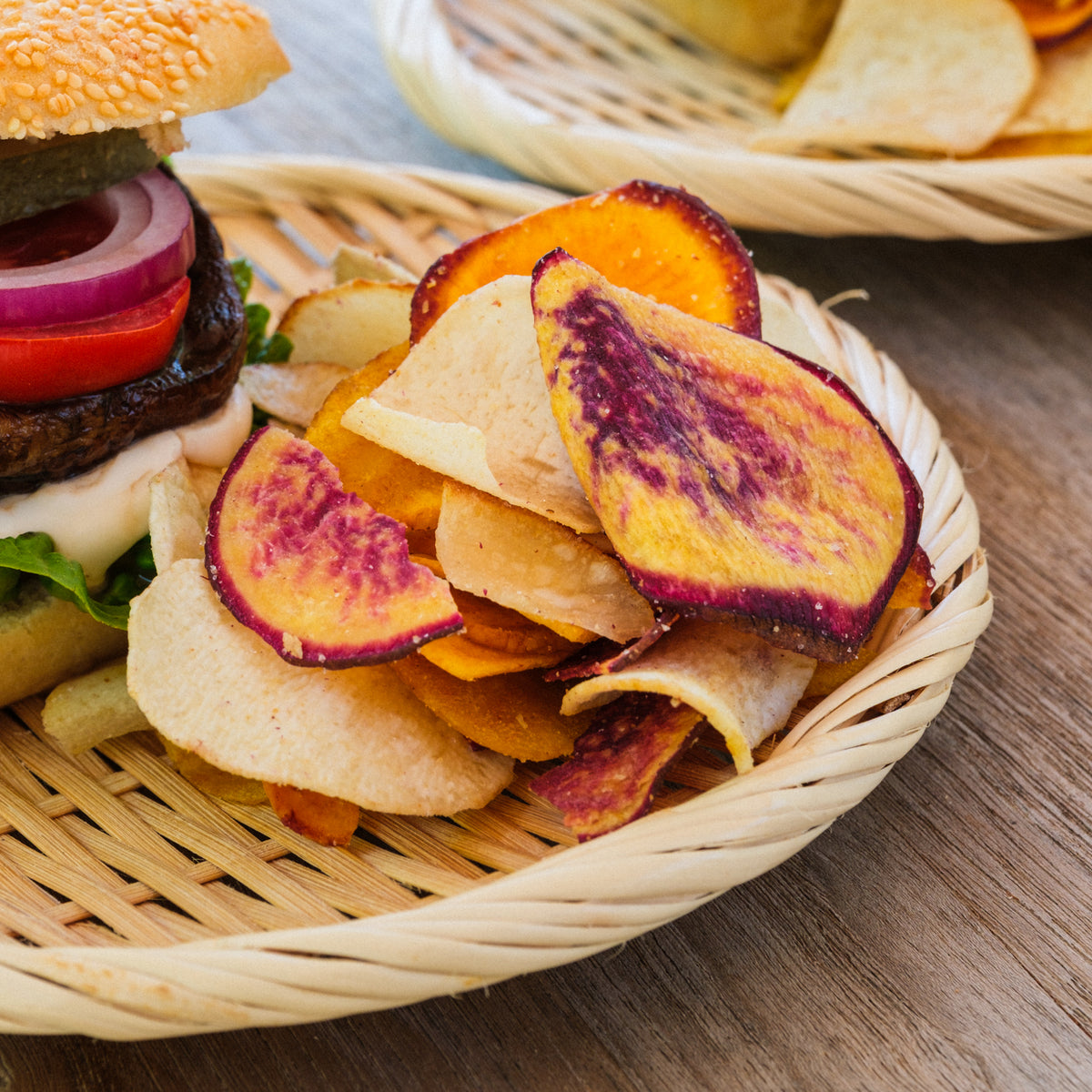 Kassava Rounds Veggiechips – Kassava, Sötpotatis, Tarorot & Matbanan – Renée Voltaire